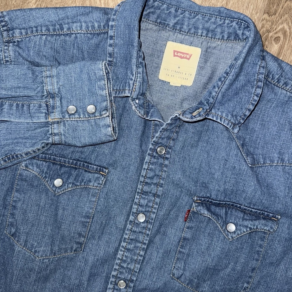 Levi's Long Sleeve Denim Pearl Snap Shirt Men's M Medium Blue Wash Western